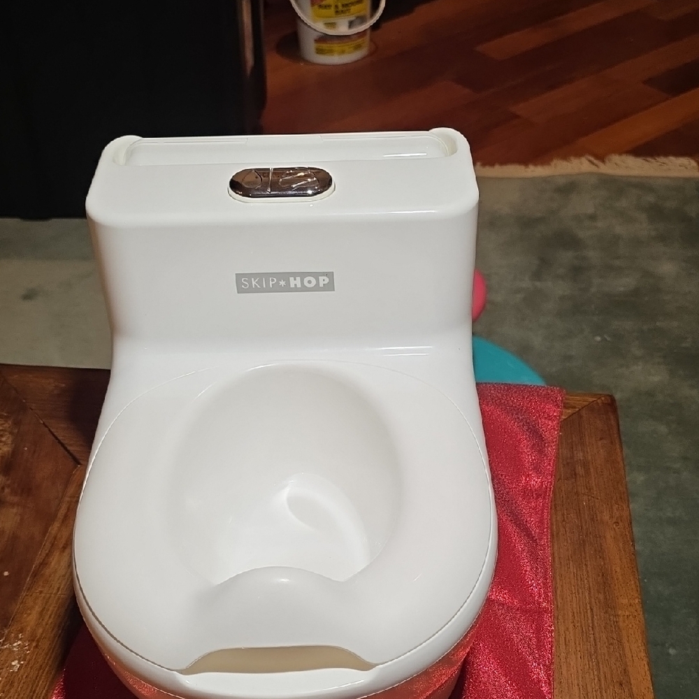 Skip Hop Cream Training Potty